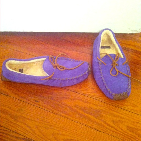 Lands End size 9 periwinkle moccasins