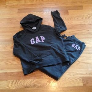 GAP cozy sweatsuit
