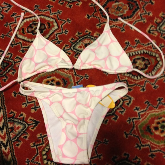 ❌❌SOLD❌❌Pink and white polkadot bikini size small