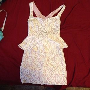 Nude pink lacy style dress