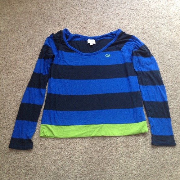 ❌SOLD❌Gilly Hicks shirt