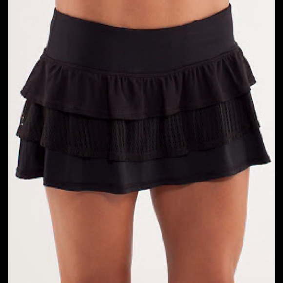 Lululemon Nothing to Hide run skirt