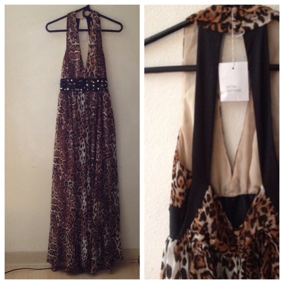 🚫SOLD🚫TO A FRIEND Leopard Print Chiffon NWOT - Picture 2 of 3