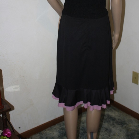 PS Per Seption black and pink skirt. - Picture 2 of 4