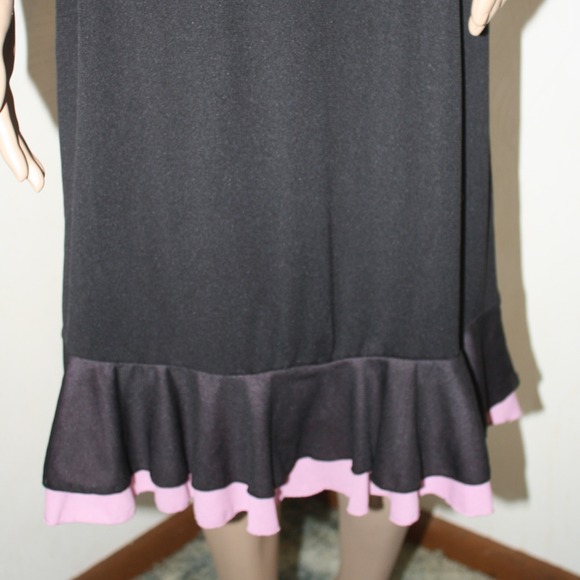 PS Per Seption black and pink skirt. - Picture 3 of 4