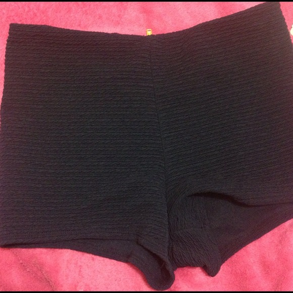 New navy blue shorts from forever 21