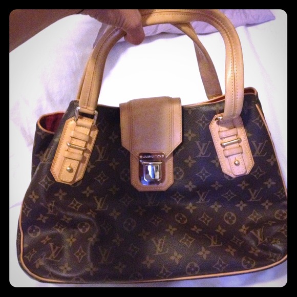 SOLD!! Yay!! ⭐REAL LOUIS VUITTON⭐