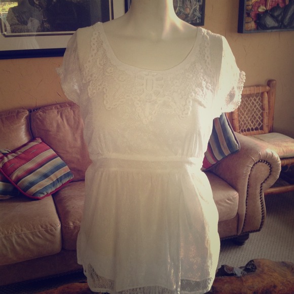Lacey top