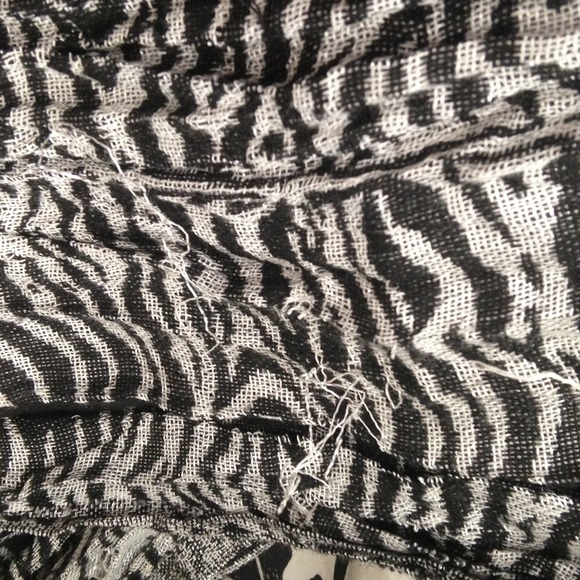 Scarf - Picture 3 of 3