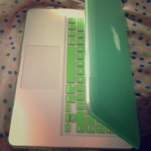 MacBook Pro 13 Ocean Green Case & Keyboard Cover