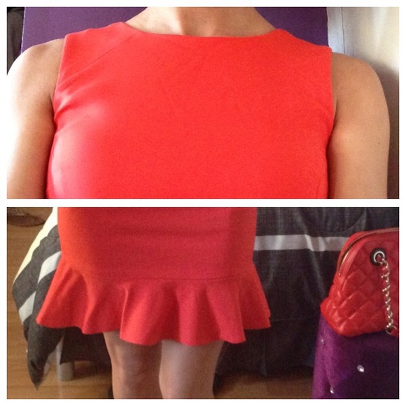 🔴SOLD ON EBAY🔴 HOST PICK Zara Ruffled Dress - Picture 4 of 4