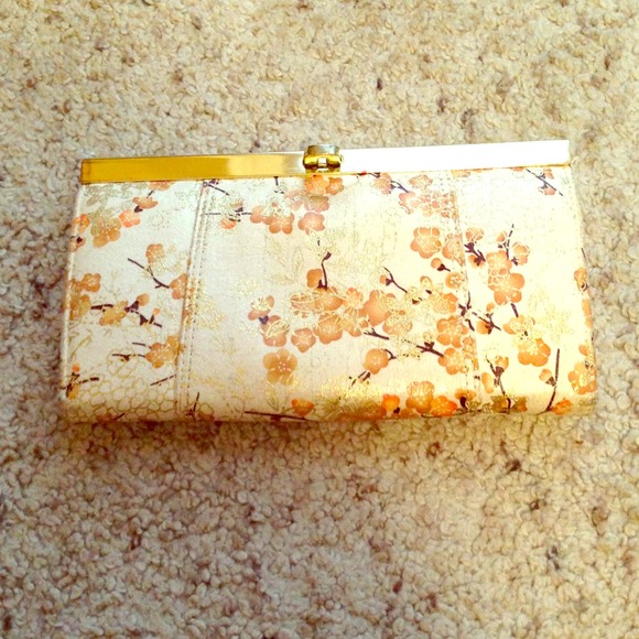 Gold flower wallet
