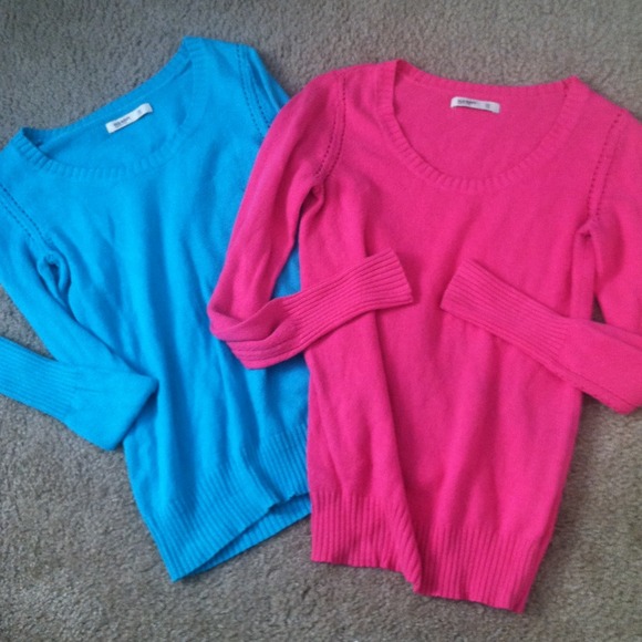 2 old navy sweaters💗
