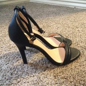 Prabal Gurung black stilettos