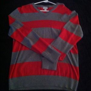 Oldnavy v neck sweater