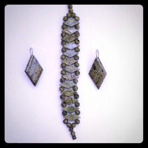 🎉HP🎉Moss Agate bracelet/earring set