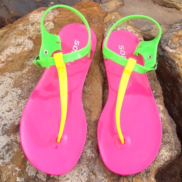 🌸🌸🌸🌸NEW SODA SANDLES🌺🌺🌺🌺