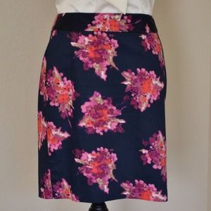 ***SOLD*****LOFT Floral Pencil Skirt