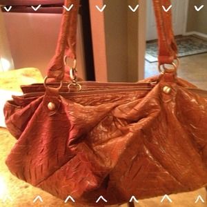 SOLD OFF LINE!! Cute handbag