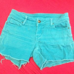 Blue highwaisted shorts