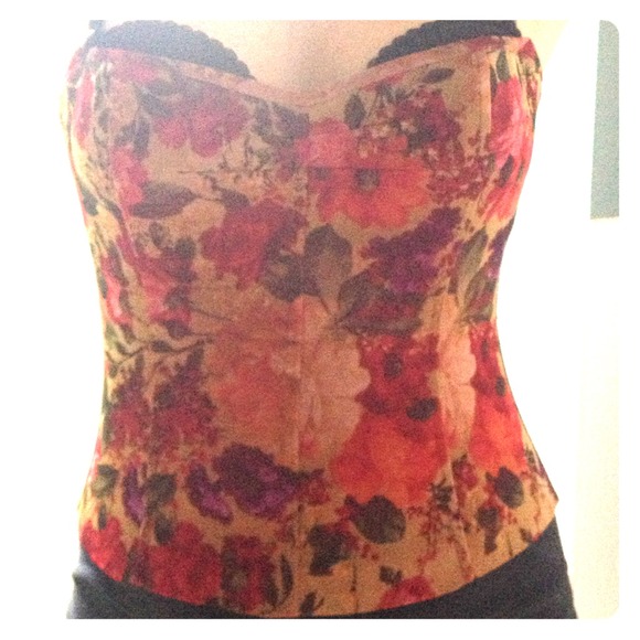 Victoria's Secret Tops - PRICE REDUCED Victoria Secret corset