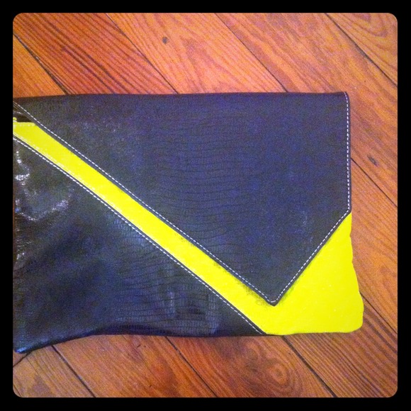 Cute black and yellow clutch