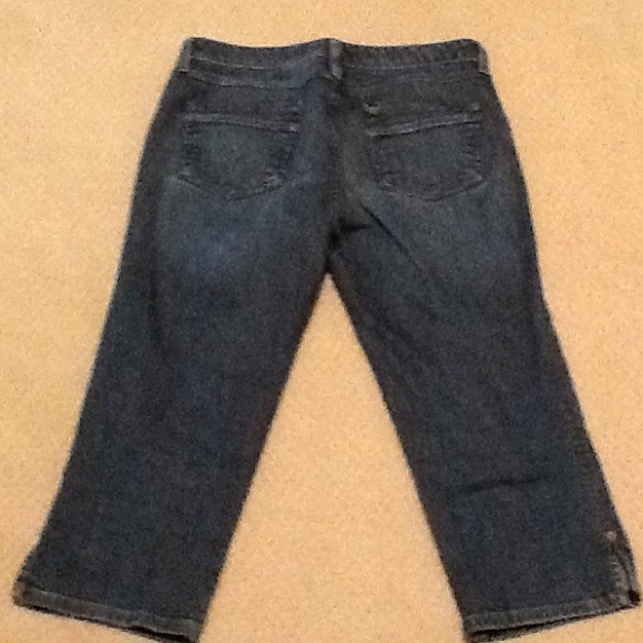 Capris - Picture 2 of 3