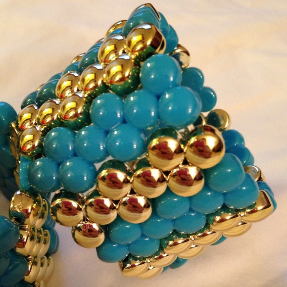 aqua blue and gold chunky statement bracelet - Picture 2 of 4