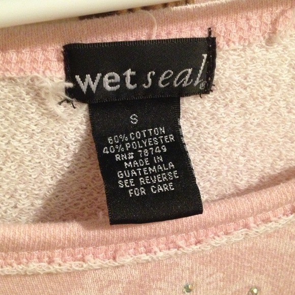 pink sweater - Picture 3 of 3