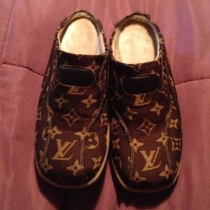 Louis Vuitton mules size 38 8 US