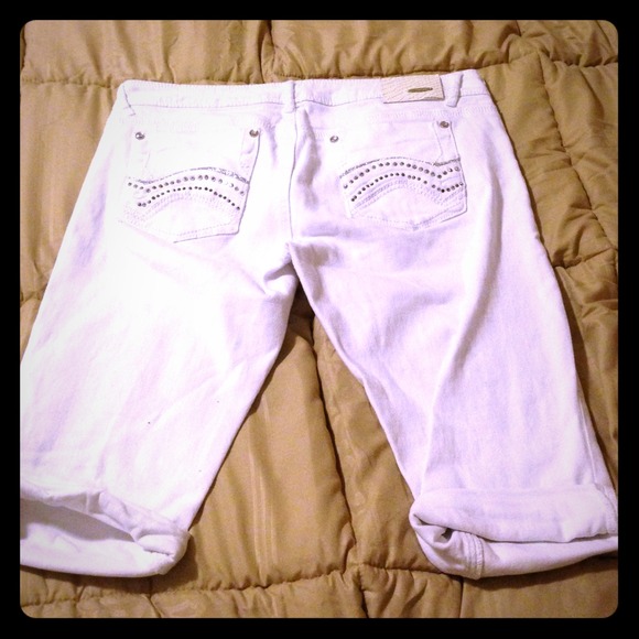 Super comfy short pants