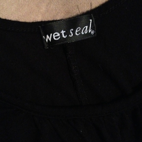 black top - Picture 4 of 4