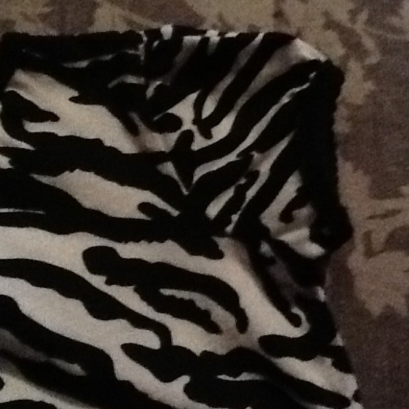 Sold - Picture 3 of 3