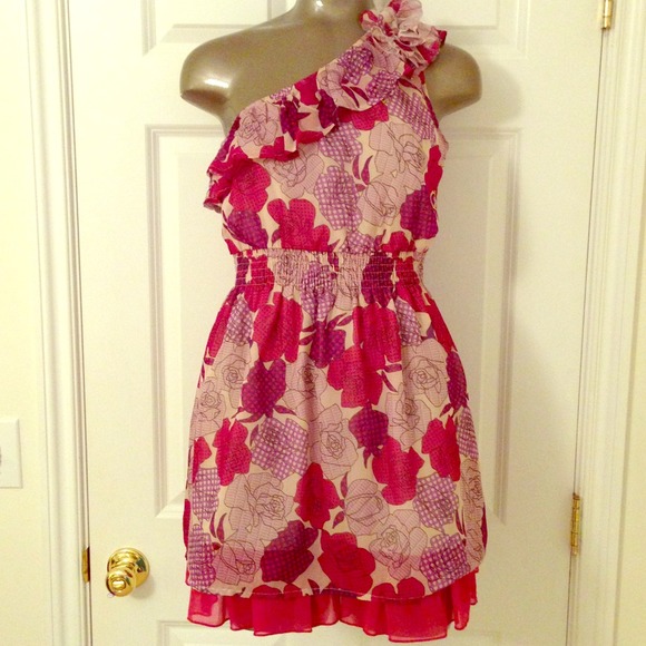 Sold✅Purple&Pink&Mauve Floral One-Shoulder Dress
