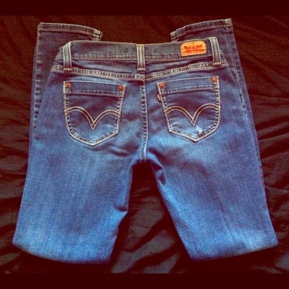 Levi's super low skinny jeans.