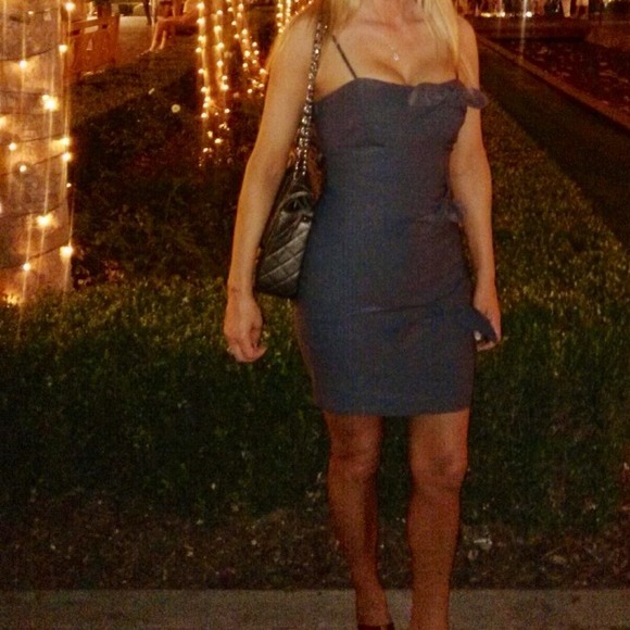 Dress - Picture 2 of 2