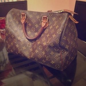 🎉Host pick 🎉Authentic Louis Vuitton speedy 35 !
