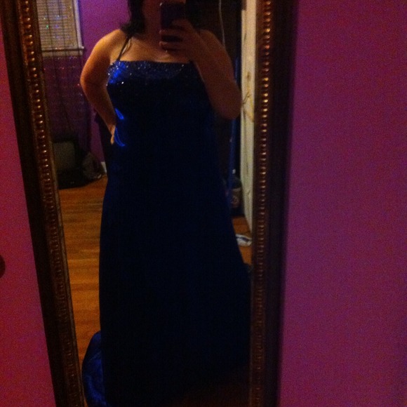 Royal blue prom dress sequins