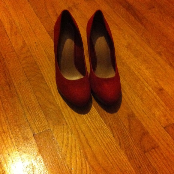 Red shoes