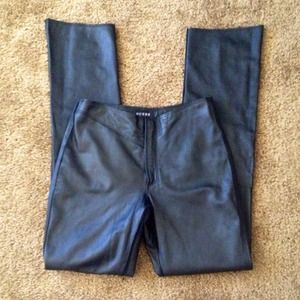🌹NWOT- GUESS Leather Pants🌹
