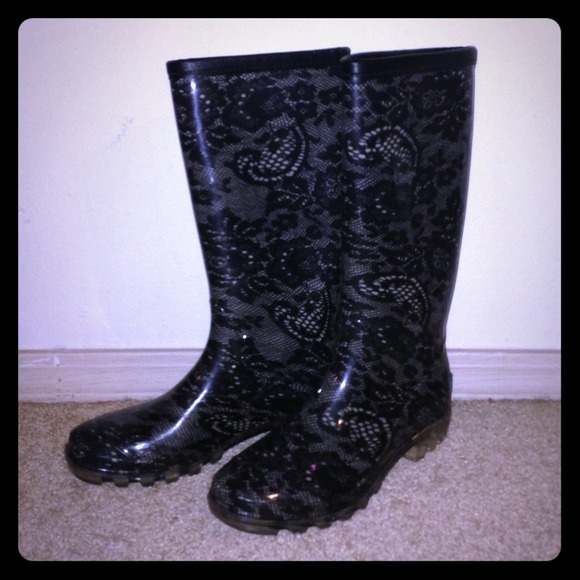SOLD Black And Gray Lace Print Rainboots