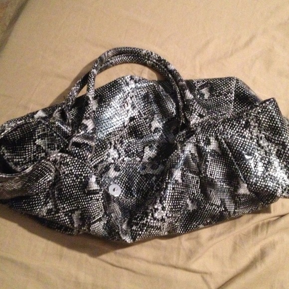๐SOLD ON DACEBOOK๐ - Picture 2 of 4