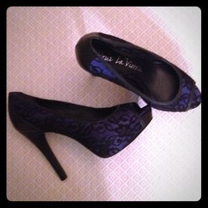 💋 Satin Lace Heels by Pour La Victoire