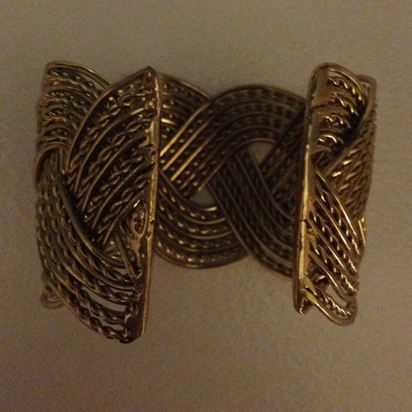 ⭐⭐Nothingless bangle⭐⭐ - Picture 3 of 4