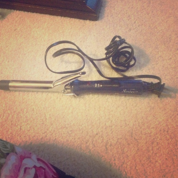 Sunbeam curling iron!