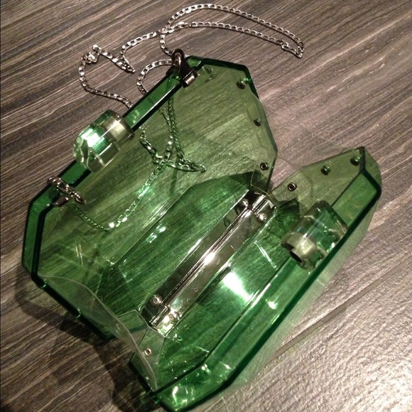 ❌Sold❌ Zara lucite green clutch - Picture 4 of 4