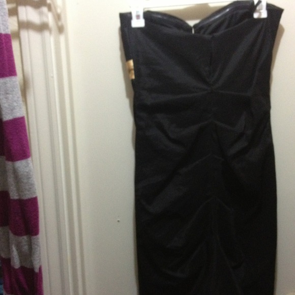 Strapless dress - Picture 2 of 2