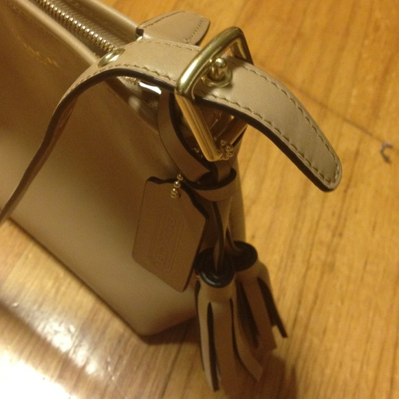 Coach legacy leather mini duffle - Picture 3 of 3