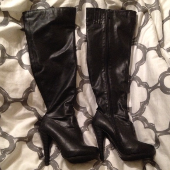 Michael Antonio Tall Boots.