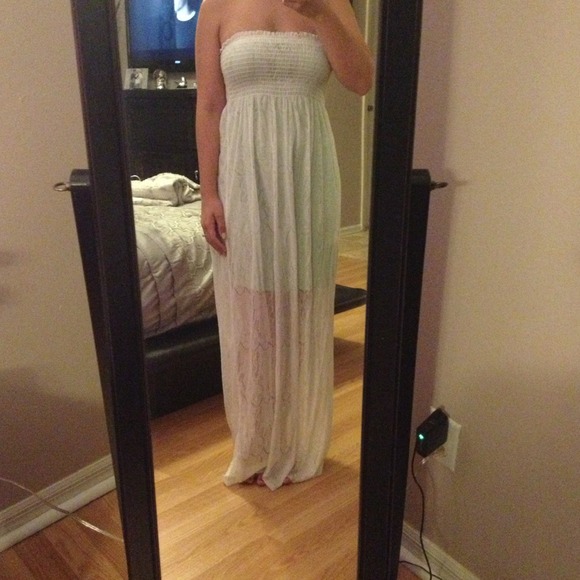 Beautiful mid maxi